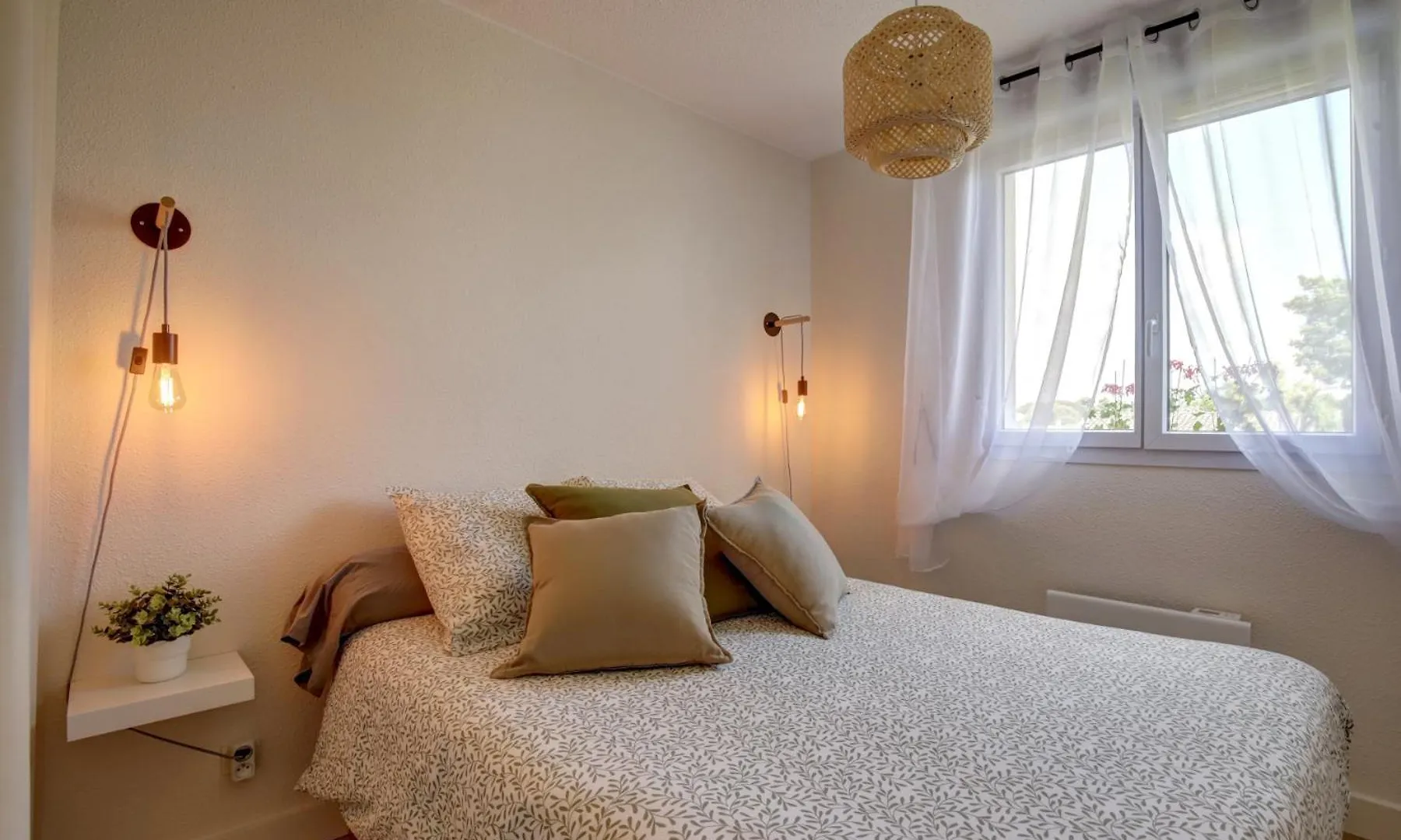 La Campagne Romantique - Avec Entree Autonome, Clim Neuve, Parking Prive & Sa Piscine ! - Saint-Sulpice  France