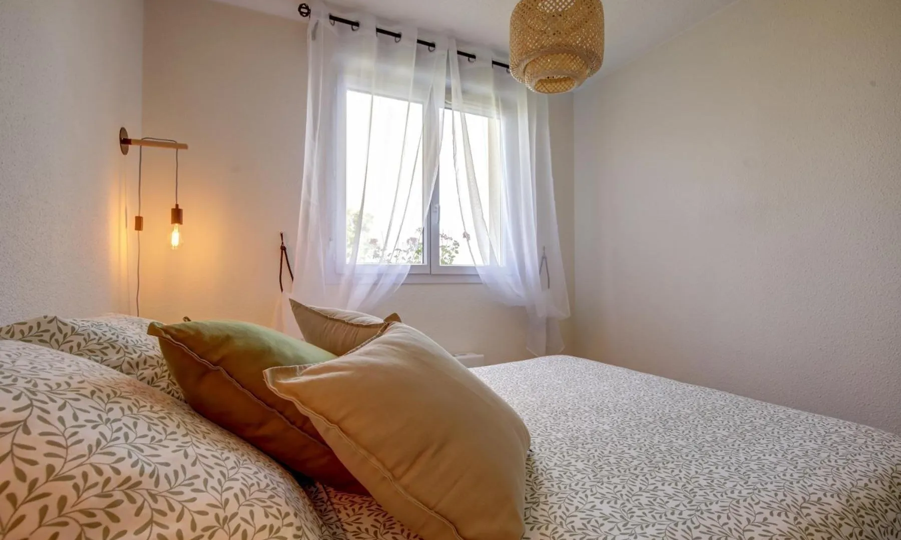 La Campagne Romantique - Avec Entree Autonome, Clim Neuve, Parking Prive & Sa Piscine ! - Saint-Sulpice  0*, Saint-Sulpice (Oise) France
