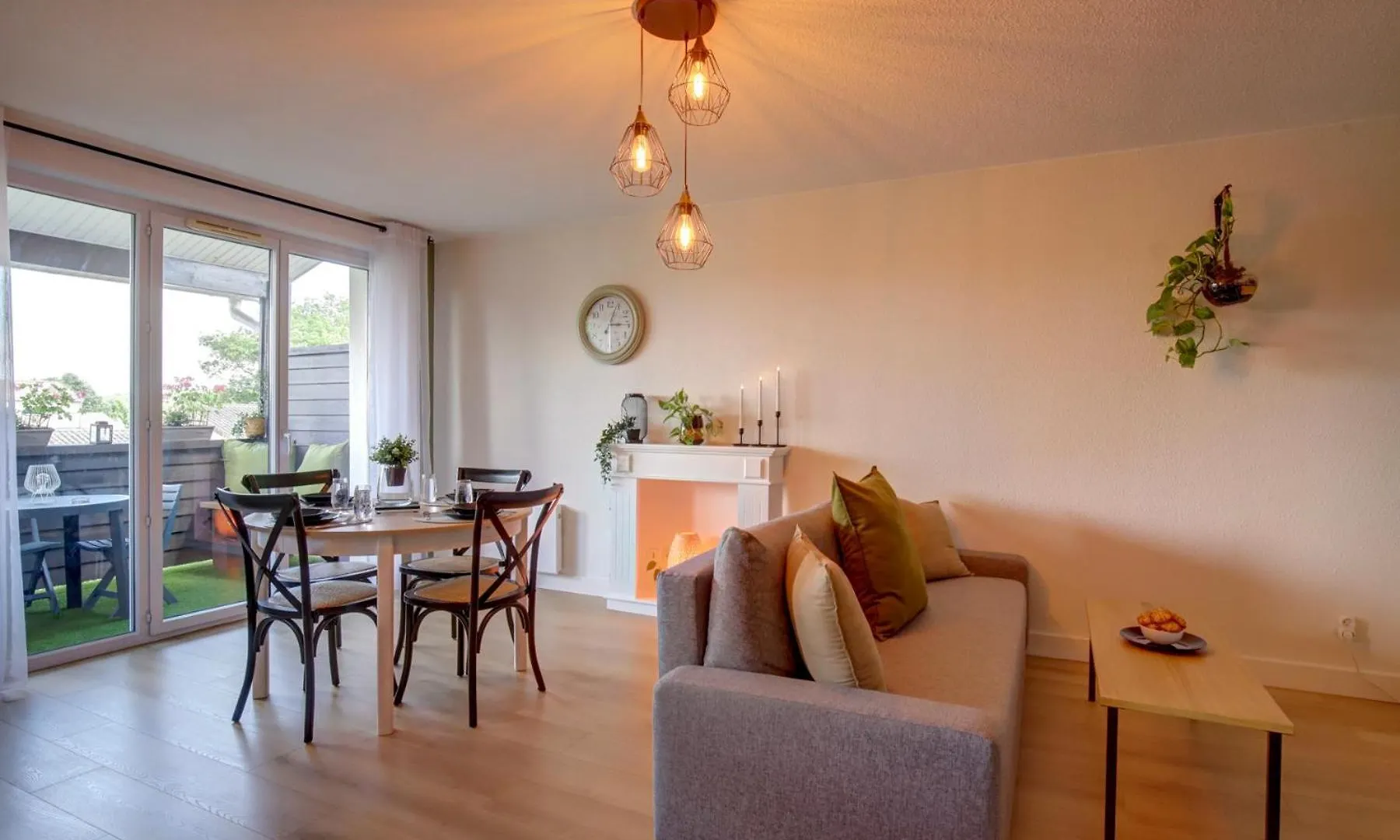 Appartement La Campagne Romantique - Avec Entree Autonome, Clim Neuve, Parking Prive & Sa Piscine ! - Saint-Sulpice