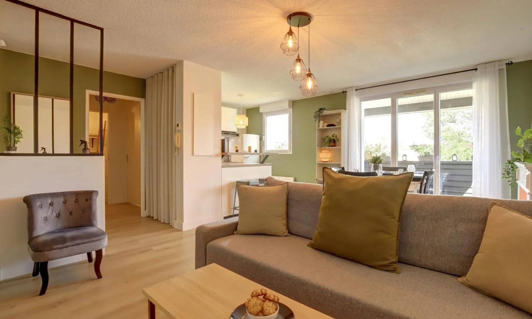 La Campagne Romantique - Avec Entree Autonome, Clim Neuve, Parking Prive & Sa Piscine ! - Saint-Sulpice  France