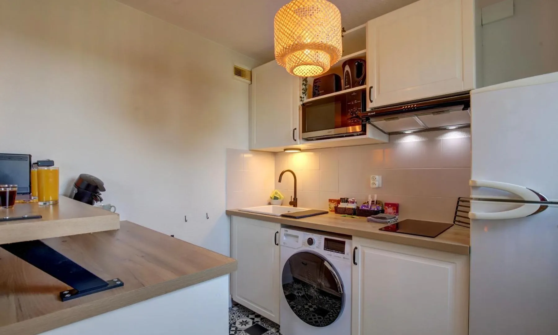 La Campagne Romantique - Avec Entree Autonome, Clim Neuve, Parking Prive & Sa Piscine ! - Saint-Sulpice  0*, Saint-Sulpice (Oise)