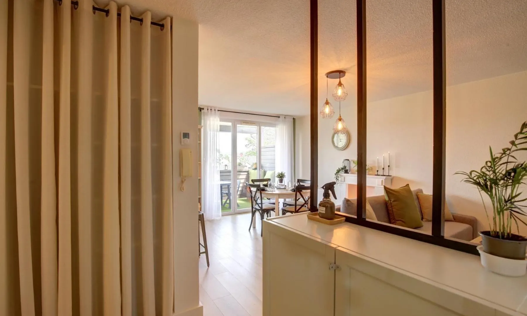 Appartement La Campagne Romantique - Avec Entree Autonome, Clim Neuve, Parking Prive & Sa Piscine ! - Saint-Sulpice